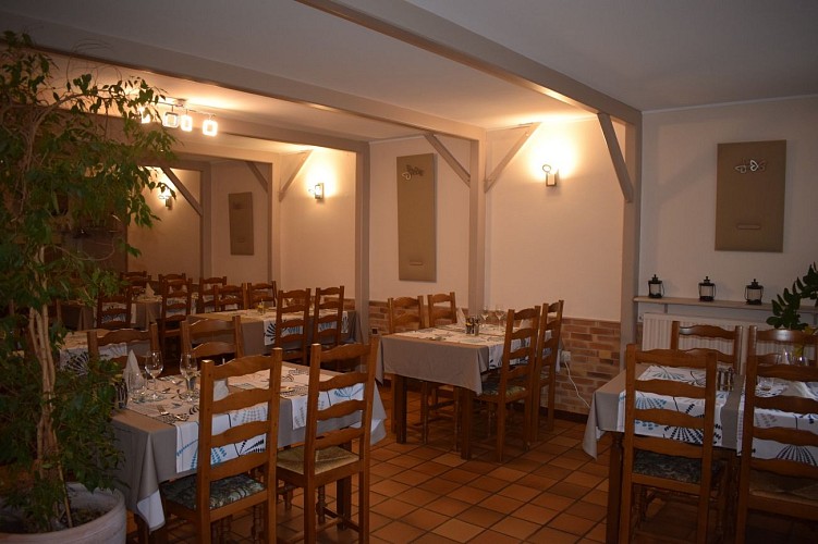 notre salle de restaurant - Auberge du Cheval Blanc