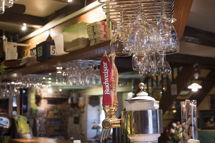 champagne 52 villiers sur suize auberge de la fontaine bar 1._3