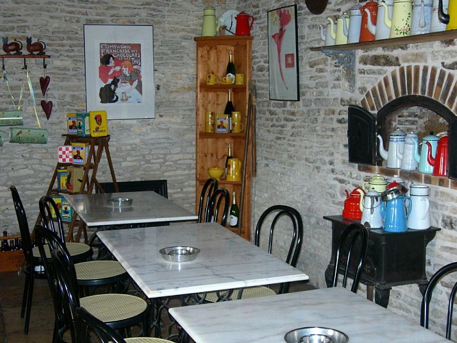 champagne 52 colombey les deux eglises la grange du relais restaurant 067._3