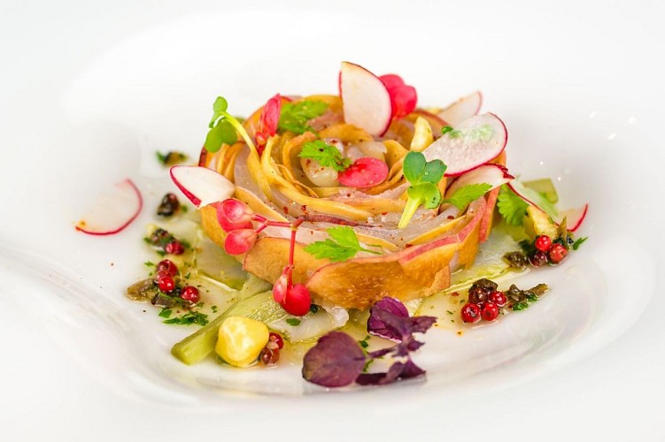 champagne 52 colombey hostellerie la montagne assiette 9858._2