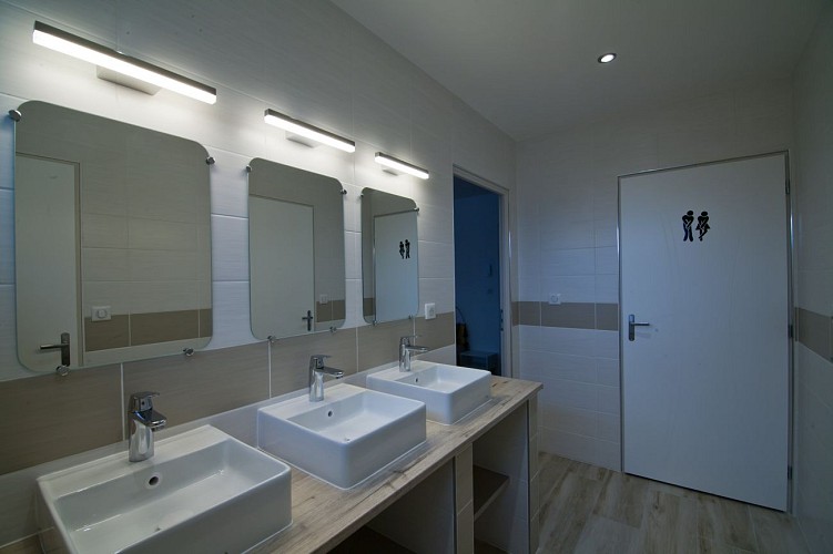 Easy ride Der - Sanitaires dortoir