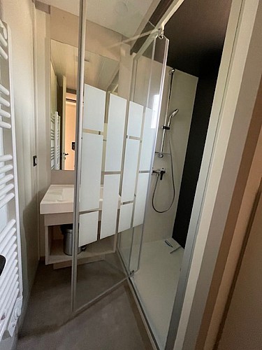 Location-chalet-Der-sdb