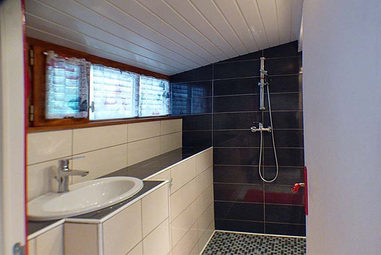 Gite le chalet - lac de Charmes à Changey