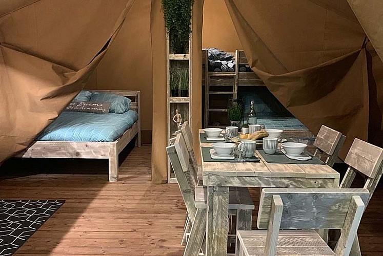 Camping du Lac de la Liez - Tente Kalahari