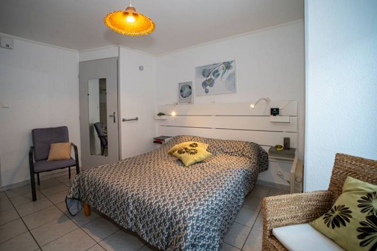 meuble-edelweiss-sandra-neveux-bourbonne-les-bains