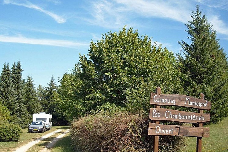 Camping les Charbonnières à Auberive