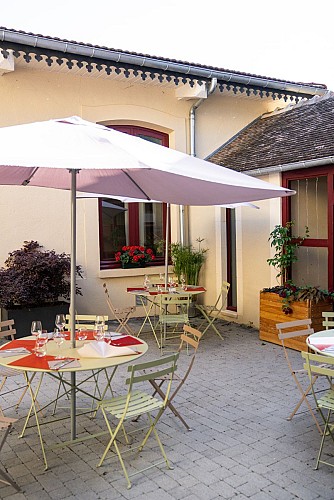 le chat qui reve Cour intérieure 1