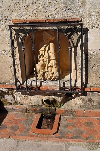 FONTAINE-ST-ROCH-SAUBION