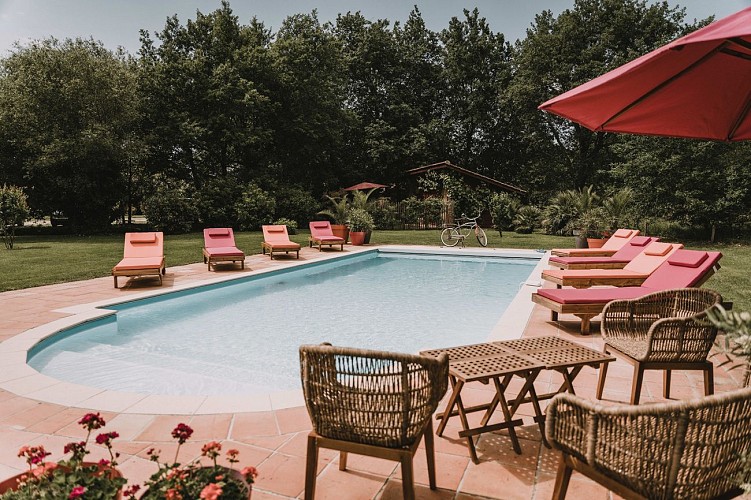 piscine-villa-la-cabane-domaine-de-petiosse©Vincent_Almounzi