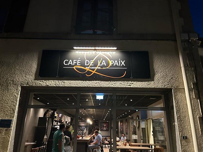 CAFÉ DE LA PAIX