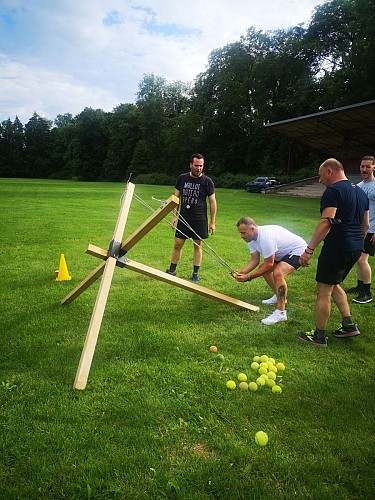 Team-Building-atelier- Catapulte-vittel-vosges-3