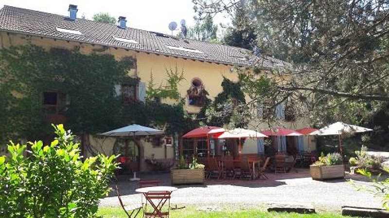 AUBERGE DE LA CHARRIOLE