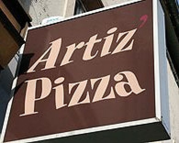 Artiz pizza restaurant