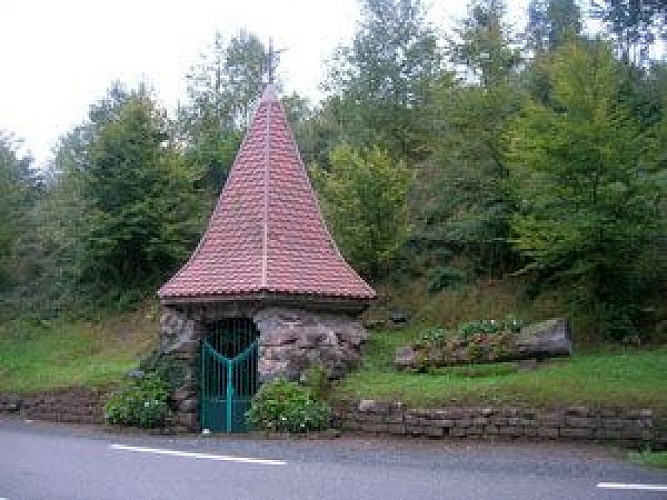 Petit patrimoine : croix et calvaires