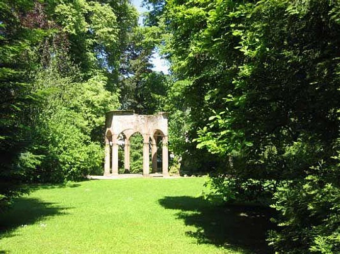 PARC DE L' ABBAYE DE SENONES