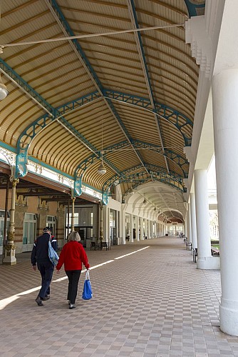 Galerie thermale et pavillons des sources