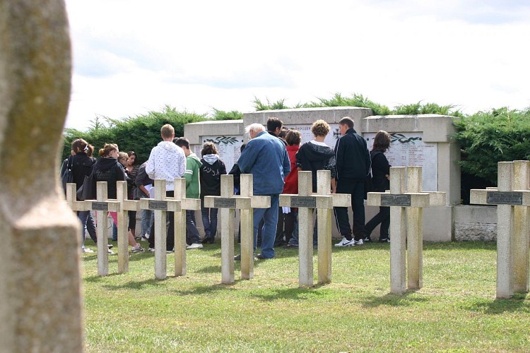 Nécropole nationale de friscati-mouton noir