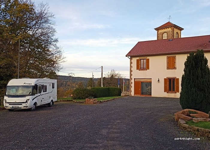 Aire de stationnement camping-car