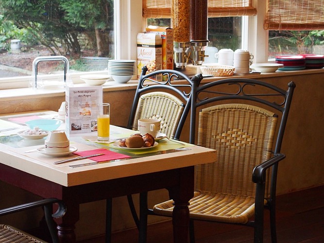 DAS HOTEL LES PAGES IM LUNEVILLE