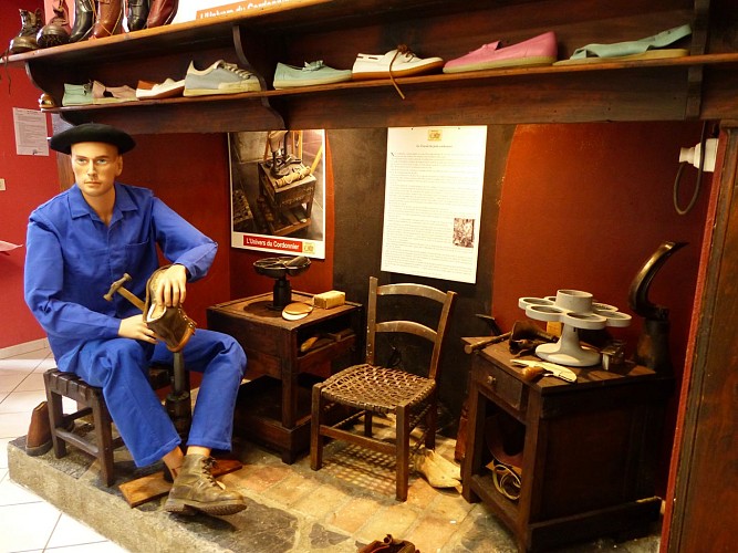 Pontacq salle de conservation crédit SMT r (7)