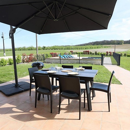 HLOAQU047V50KQI1-StEUTROPEdeBORN-VerrieJaune-photo13