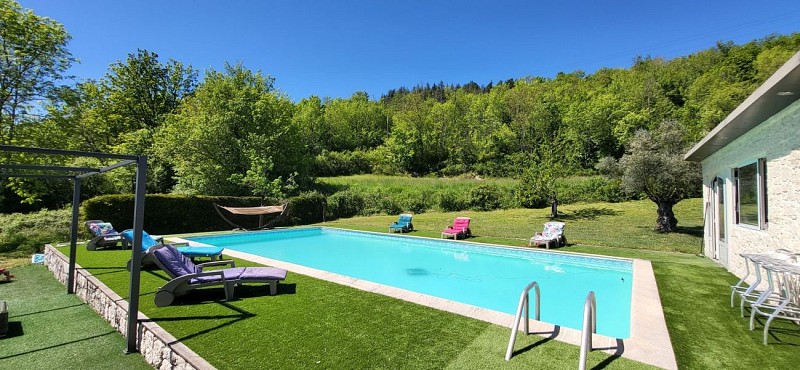 HLOAQU047V50KV7X_SaintHilaireLusignan_Garenne_photo