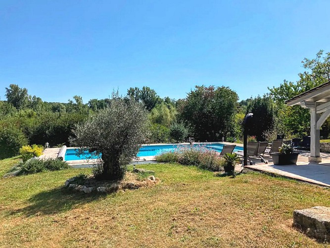 5be49b4c-75e2-452a-9450-264187893526