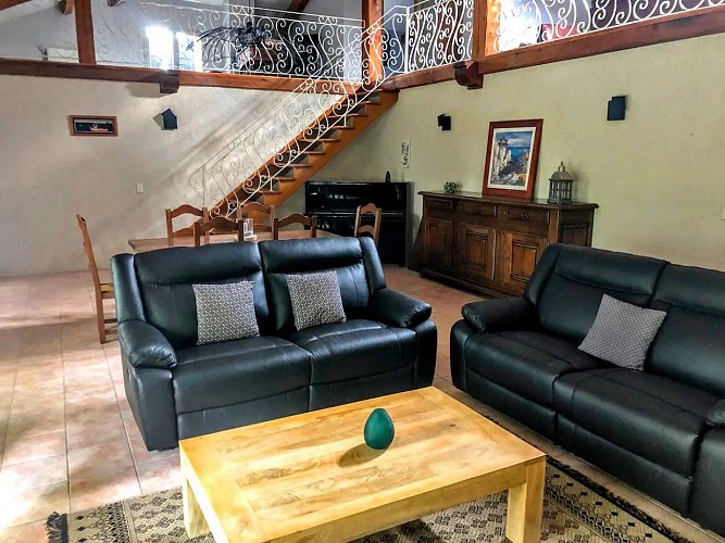 e3eba2ef-8d74-482f-af9e-599231867432