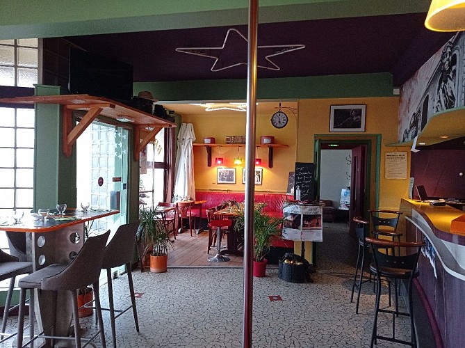 hotel-moderne-vire-normandie-brasserie 3