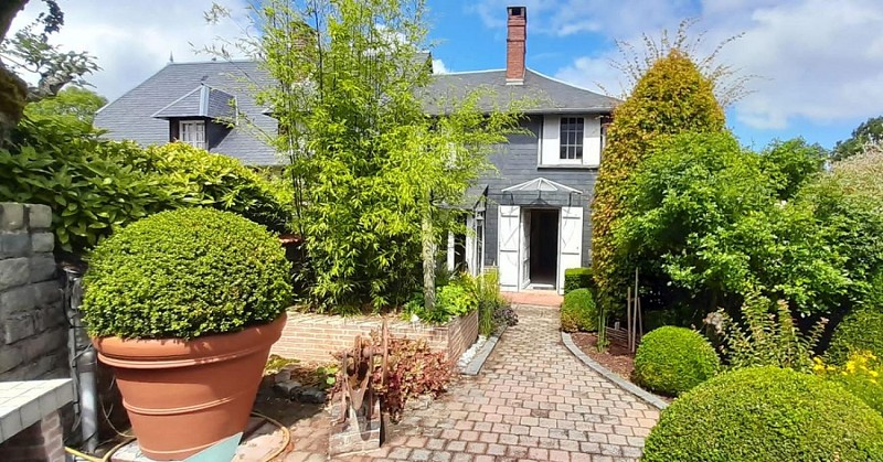 au ptit jardin à saint sylvestre de cormeilles_exterieur