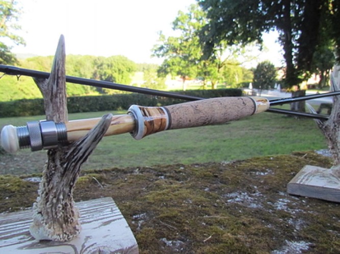 Carnivorae, facteur de cannes à pêche