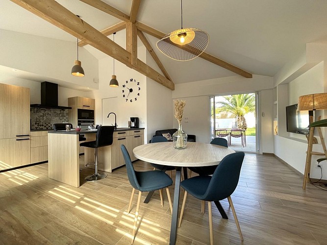 -saint-pee-sur-nivelle-luma-cote-basque--ref--G1523001