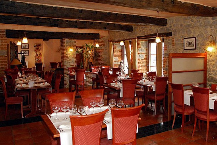 Les4voyes-olloy-sur-viroin