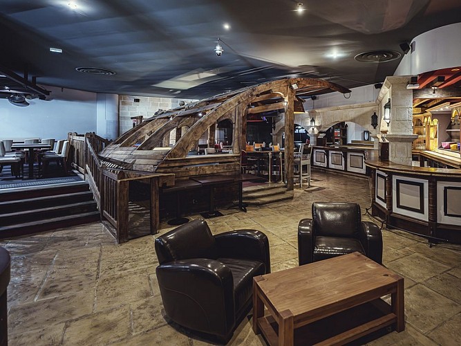 restaurant-casino-fauteuils-saint-aubin