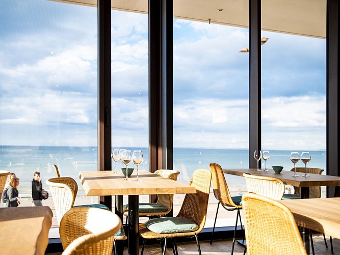 ineluctable-restaurant-luc-sur-mer-credit-agence-smack (4)