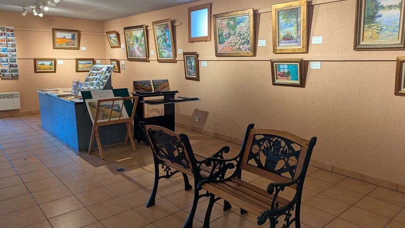 Salle d'exposition © Ratel Michele, atelier galerie du bord de Seine (7)