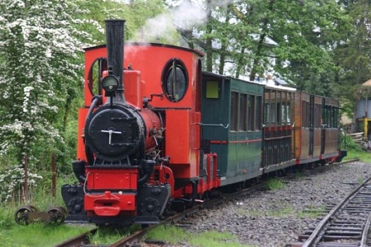 Le petit train du bonheur - 3