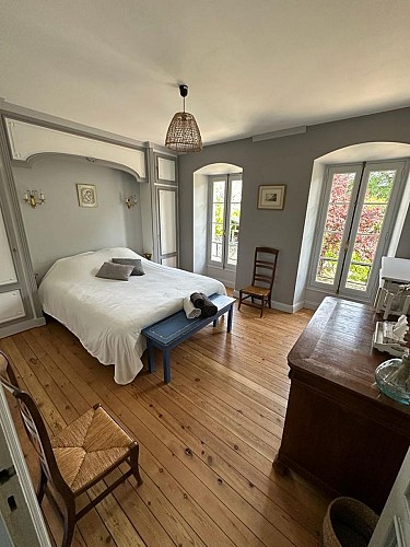 Chambre lumineuse pour deux personnes