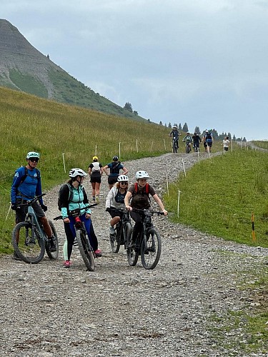 Electric mountain biking: intermediate