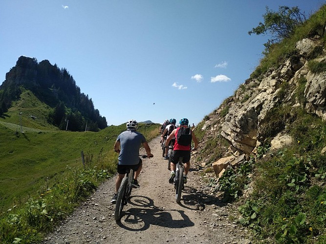 VTT électrique intermédiaire