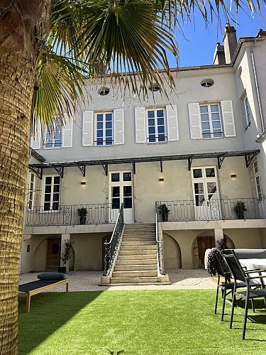 Cour Hôtel Particulier - Louhans