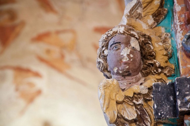 PCU72-Eglise-des-Loges-1