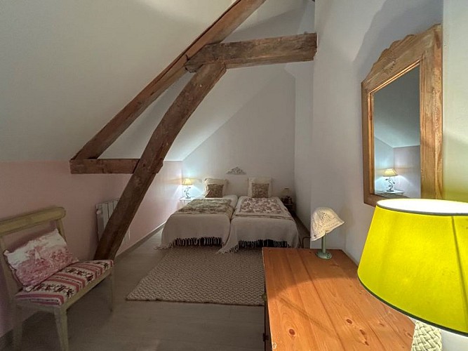 sologne-tourisme-madeleine-chambre1