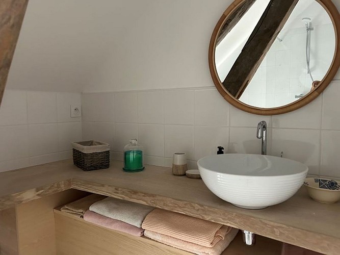 sologne-tourisme-gite-madeleine-salle-bains