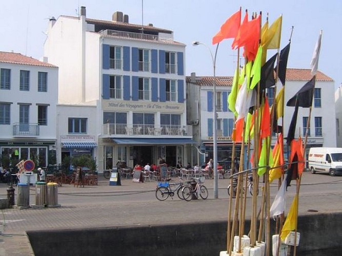 Hôtel Les Voyageurs