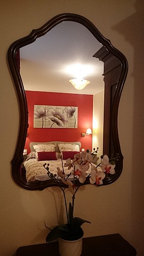 Meublé Côté Cave - Suzanne BUTTERLIN