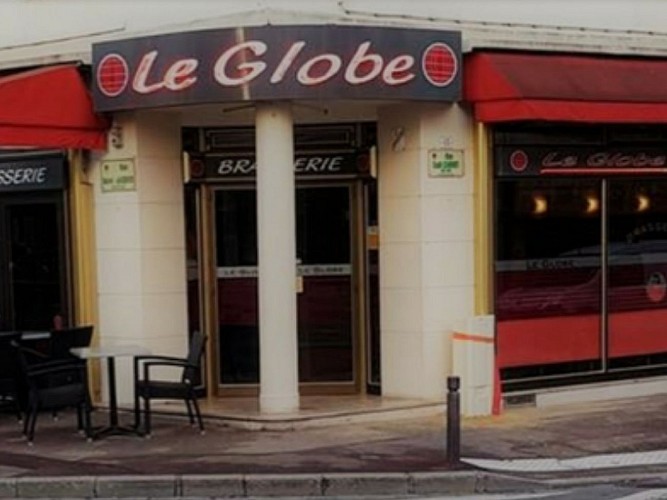 Facade Restaurant - Le Globe