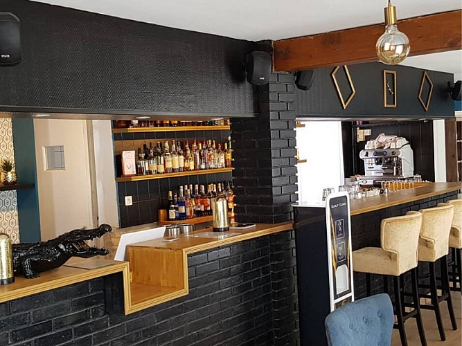 photo comptoir restaurant l'envie