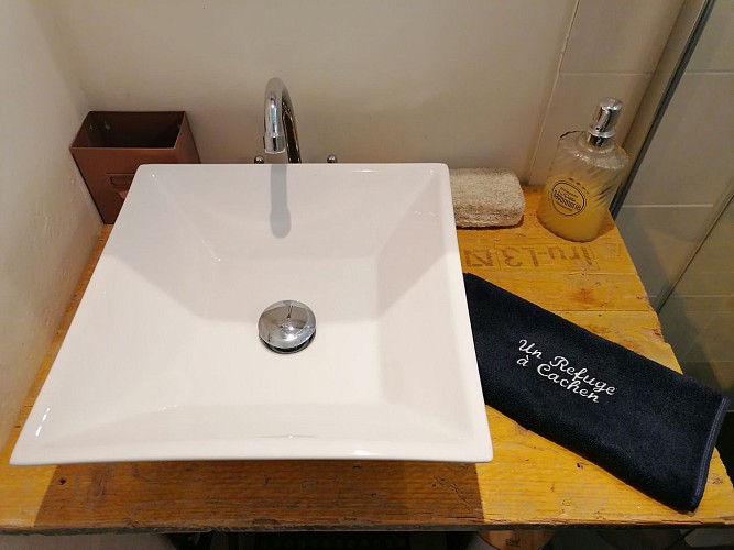 2025 - CACH - Un refuge à Cachen - Chambre 1 - ©Virginie BARBEAU (2)