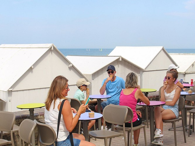 reportage-famille-avec-enfants-aout-2024-Marie_Petit_Calvados_Attractivite-14342 (15)